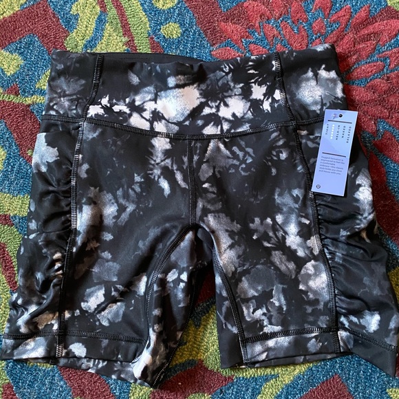 lululemon athletica Pants - NWT speed track shorts in Dusk Dye